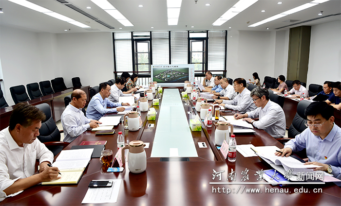 座谈会现场 座谈会现场