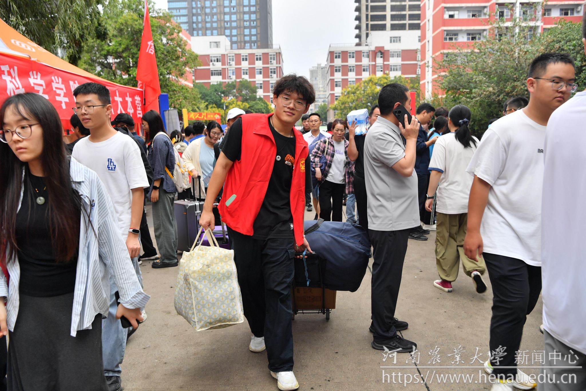 农大志愿红.JPG