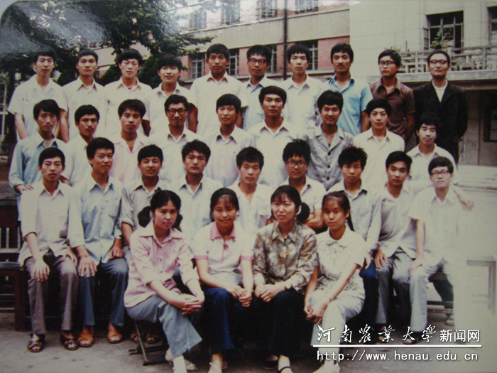 大学毕业留影 大学毕业留影