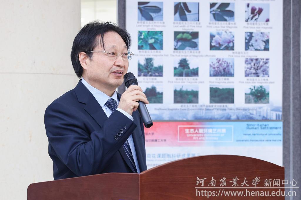 王自文.jpg