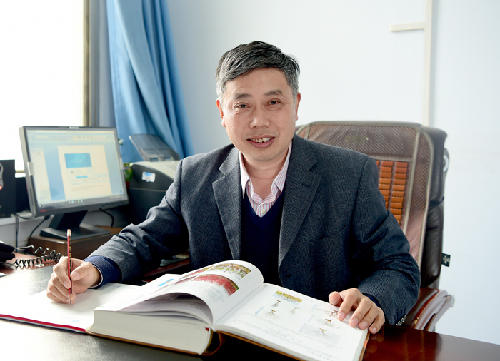 园艺学院院长冯建灿 园艺学院院长冯建灿