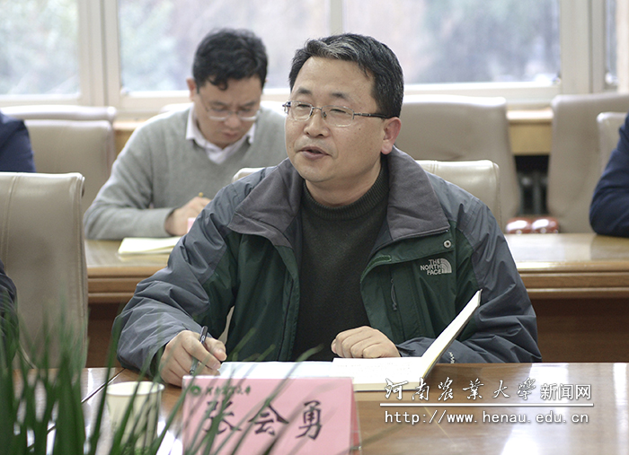 生命科学学院张会勇老师发言