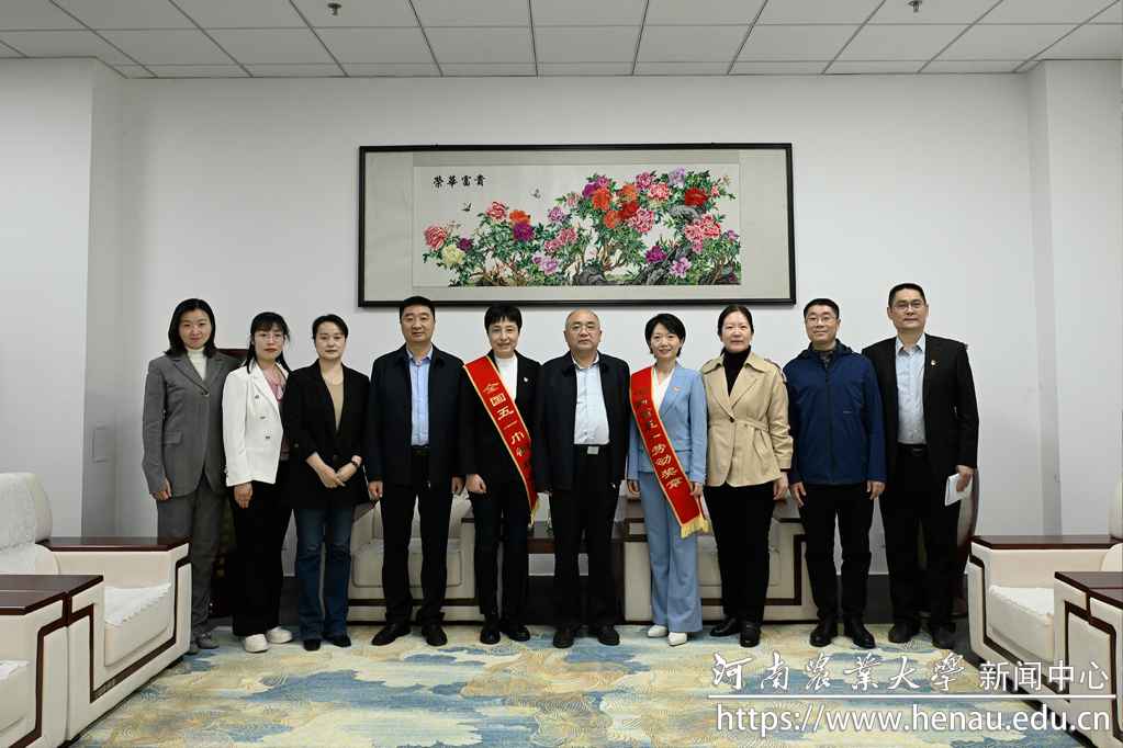 合影留念.jpg