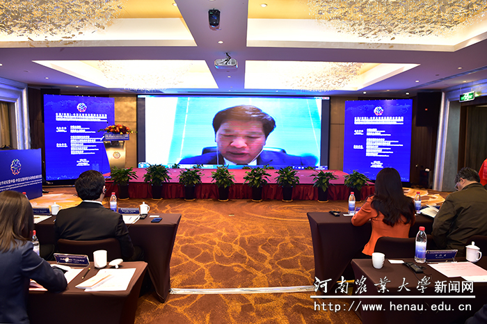 中国工程院副院长邓秀新线上致辞 中国工程院副院长邓秀新线上致辞