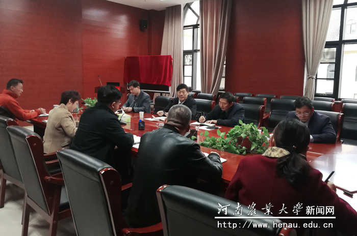 副校长康相涛马院调研 副校长康相涛马院调研