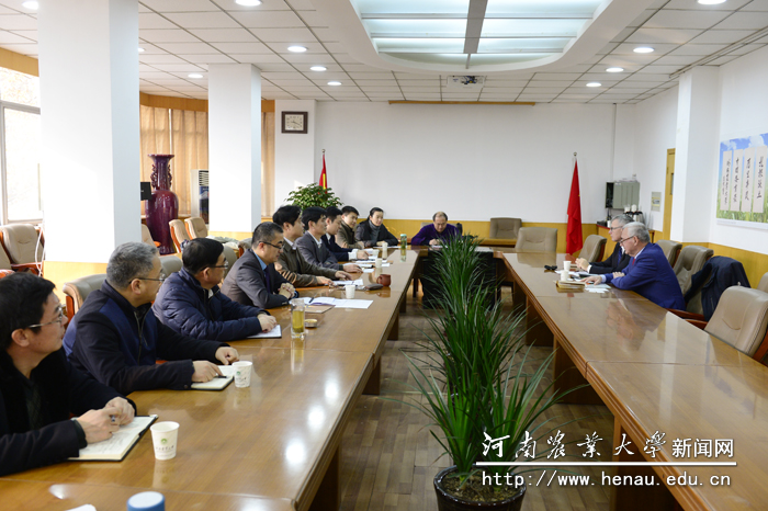 双方在行政楼第一会议室举行座谈 双方在行政楼第一会议室举行座谈