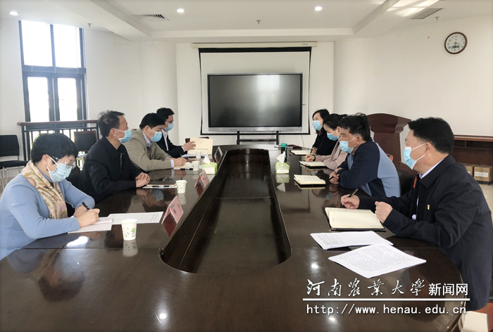 座谈会现场 座谈会现场