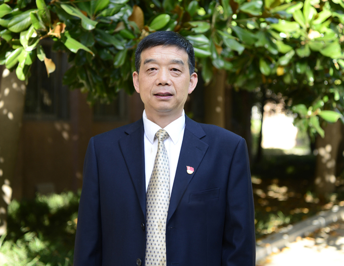 资源与环境学院院长 赵鹏 资源与环境学院院长 赵鹏