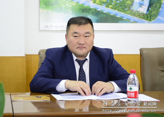 蒙古生命科学大学校长图木尔巴塔尔·胡尔如嘎介绍该校情况 蒙古生命科学大学校长图木尔巴塔尔·胡尔如嘎介绍该校情况