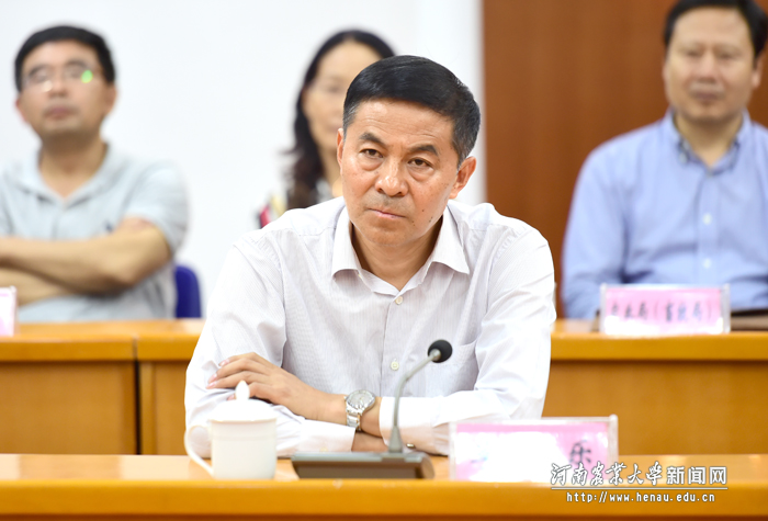 安阳市委书记李公乐出席签约仪式 安阳市委书记李公乐出席签约仪式