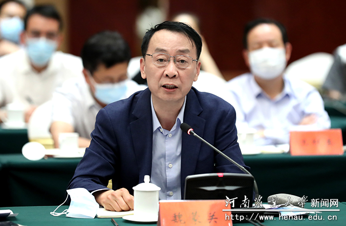 校党委书记魏蒙关在视察座谈会上发言 校党委书记魏蒙关在视察座谈会上发言
