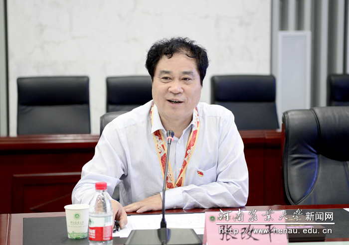 获奖者代表张改平发言