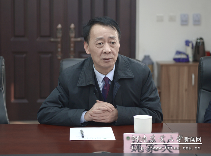 校党委书记魏蒙关致词