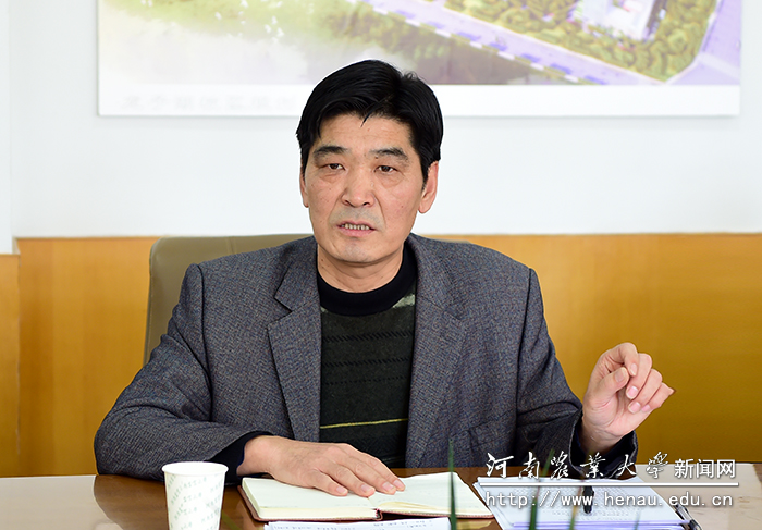 校党委副书记赵榴明讲话
