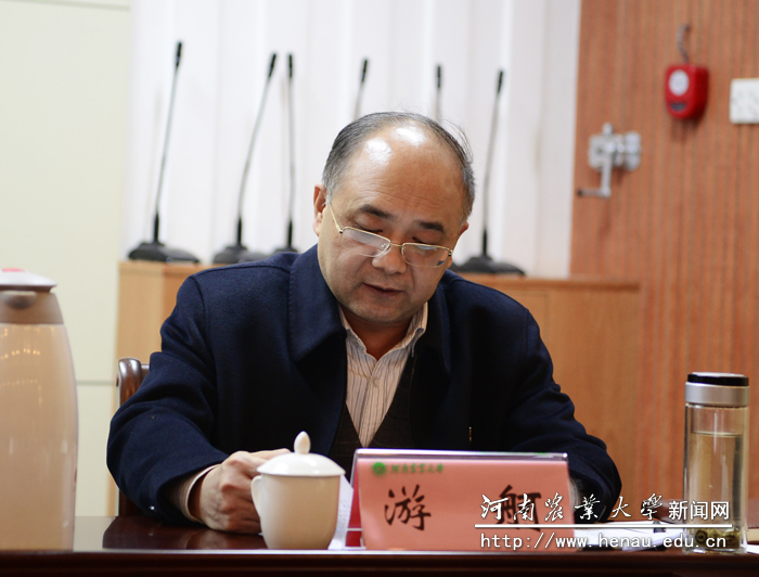 校纪委书记游舸传达省纪委典型案例通报 校纪委书记游舸传达省纪委典型案例通报