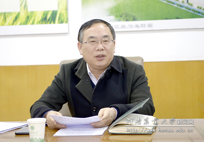 SY副校长尚富德传达文件精神 SY副校长尚富德传达文件精神