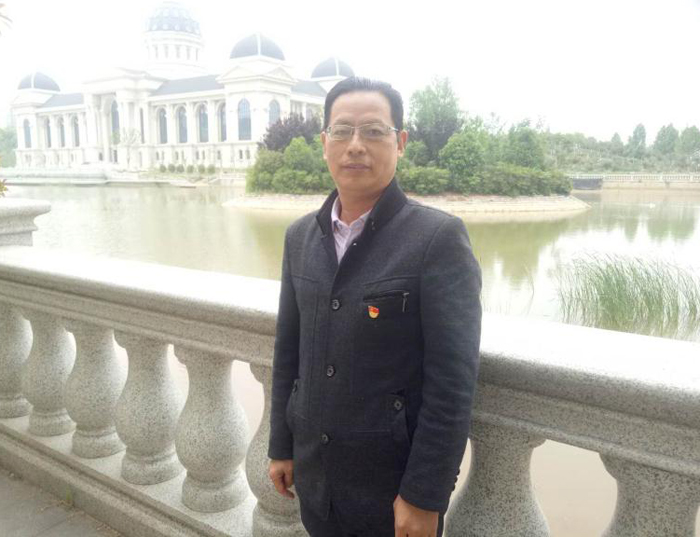 龙子湖校区建设指挥部绿化管理办公室副主任 刘全军 龙子湖校区建设指挥部绿化管理办公室副主任 刘全军