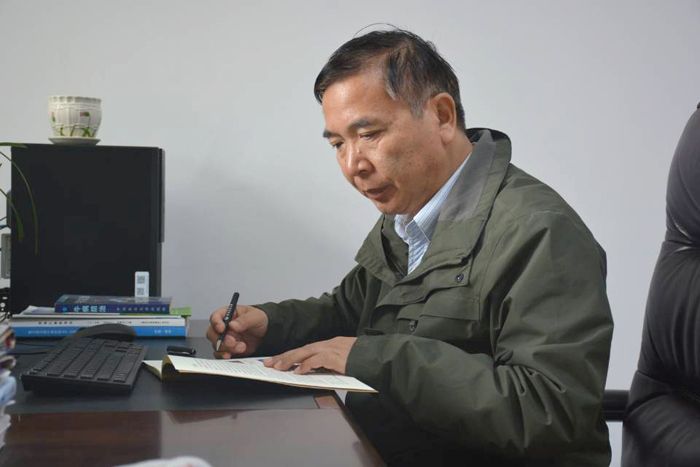 动物科技学院院长 李明 动物科技学院院长 李明