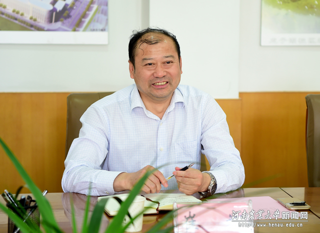 许昌学院副院长崔斌致辞 许昌学院副院长崔斌致辞
