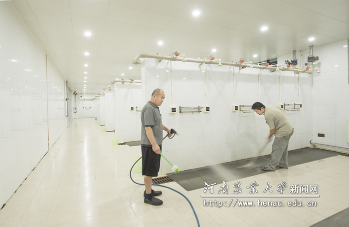 为师生提供良好的生活环境 为师生提供良好的生活环境