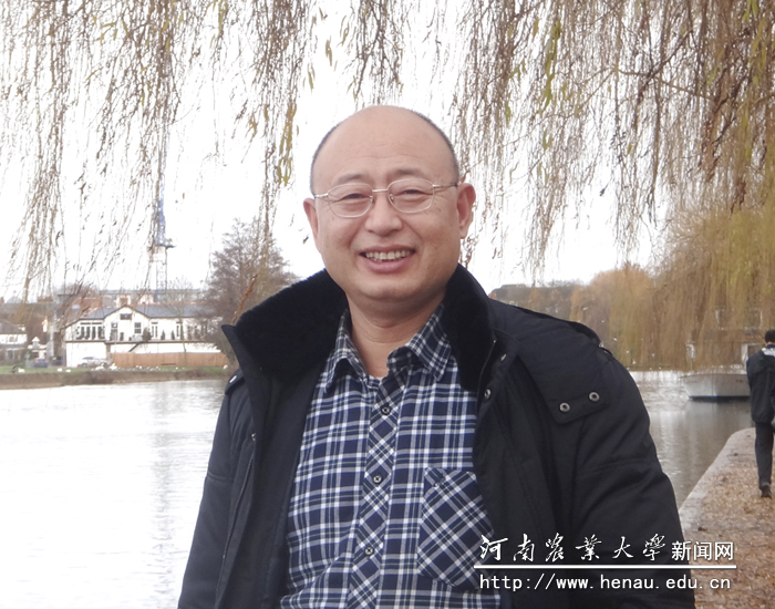罗伟 罗伟