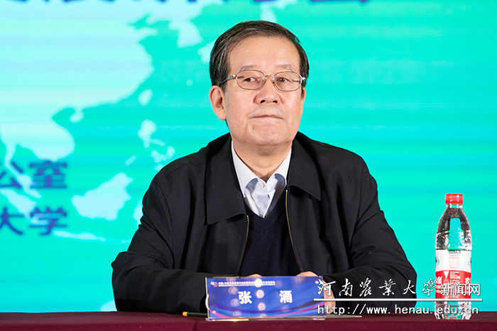 中国工程院院士、西北农林科技大学、国家动物免疫学国际联合研究中心学术委员会副主任张涌出席开幕式