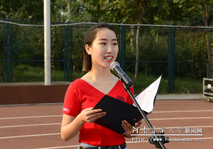 学校青年马克思主义者培养工程学员王珂作为学生代表发言 学校青年马克思主义者培养工程学员王珂作为学生代表发言