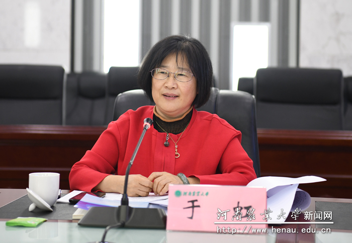 教育部离退休干部局党委书记、局长,关工委副秘书长于虹讲话 教育部离退休干部局党委书记、局长,关工委副秘书长于虹讲话