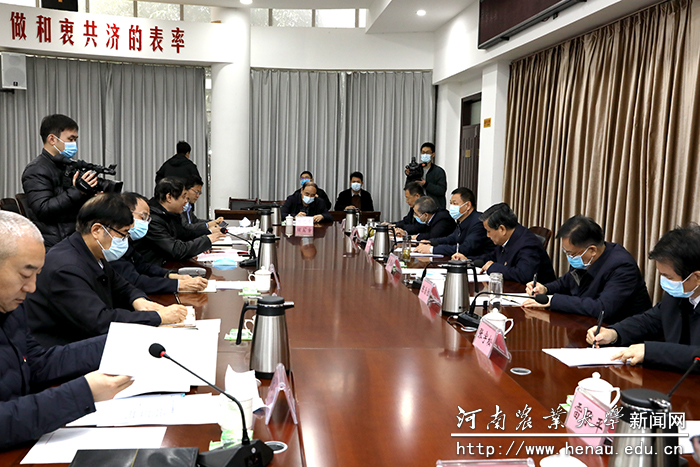 座谈会现场 座谈会现场