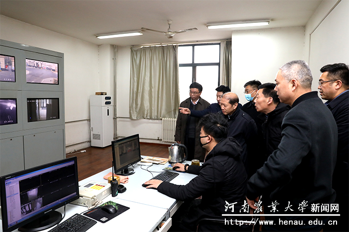 介晓磊一行看望慰问周转房物业中心工作人员 介晓磊一行看望慰问周转房物业中心工作人员