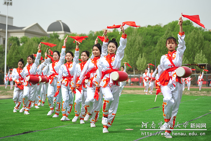 腰鼓舞3（1）